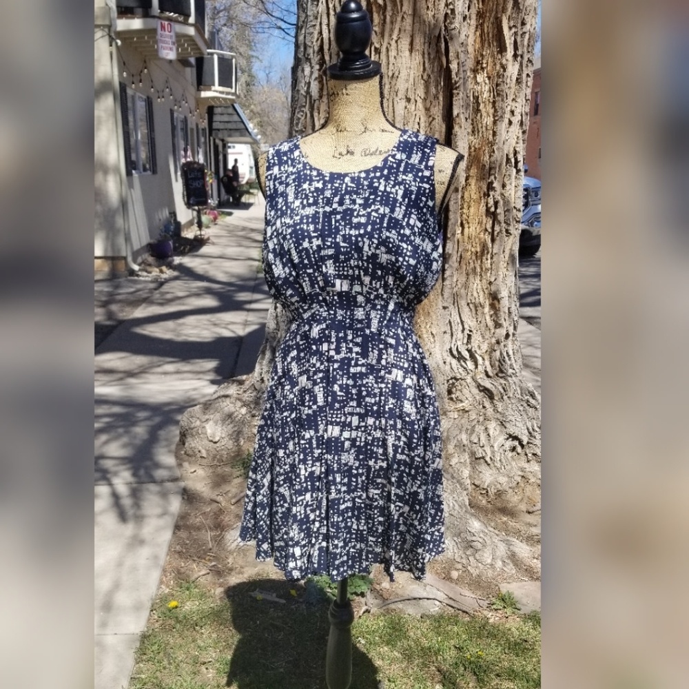 Super B navy full skirt dress